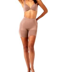 NEW Spanx Oncore culpt High Waisted Mid-Thigh Shorts Shapewear Rear Lifting LG